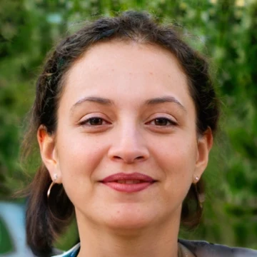 Amanda R.